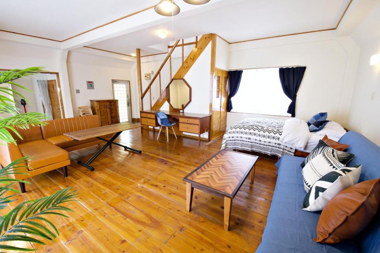 にらい恩納　一本松 Appartement Onna Buitenkant foto